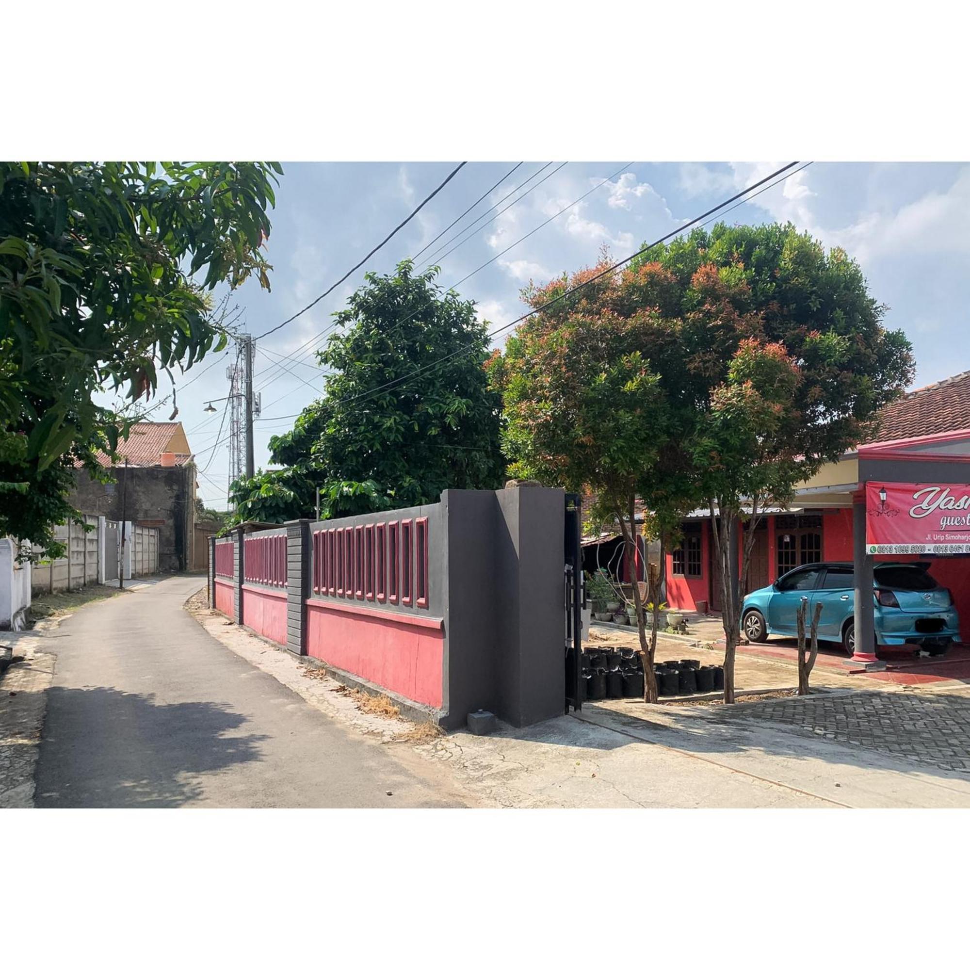 Hotel Reddoorz Syariah Near Jalan Urip Sumoharjo Bandar Lampung Exterior foto